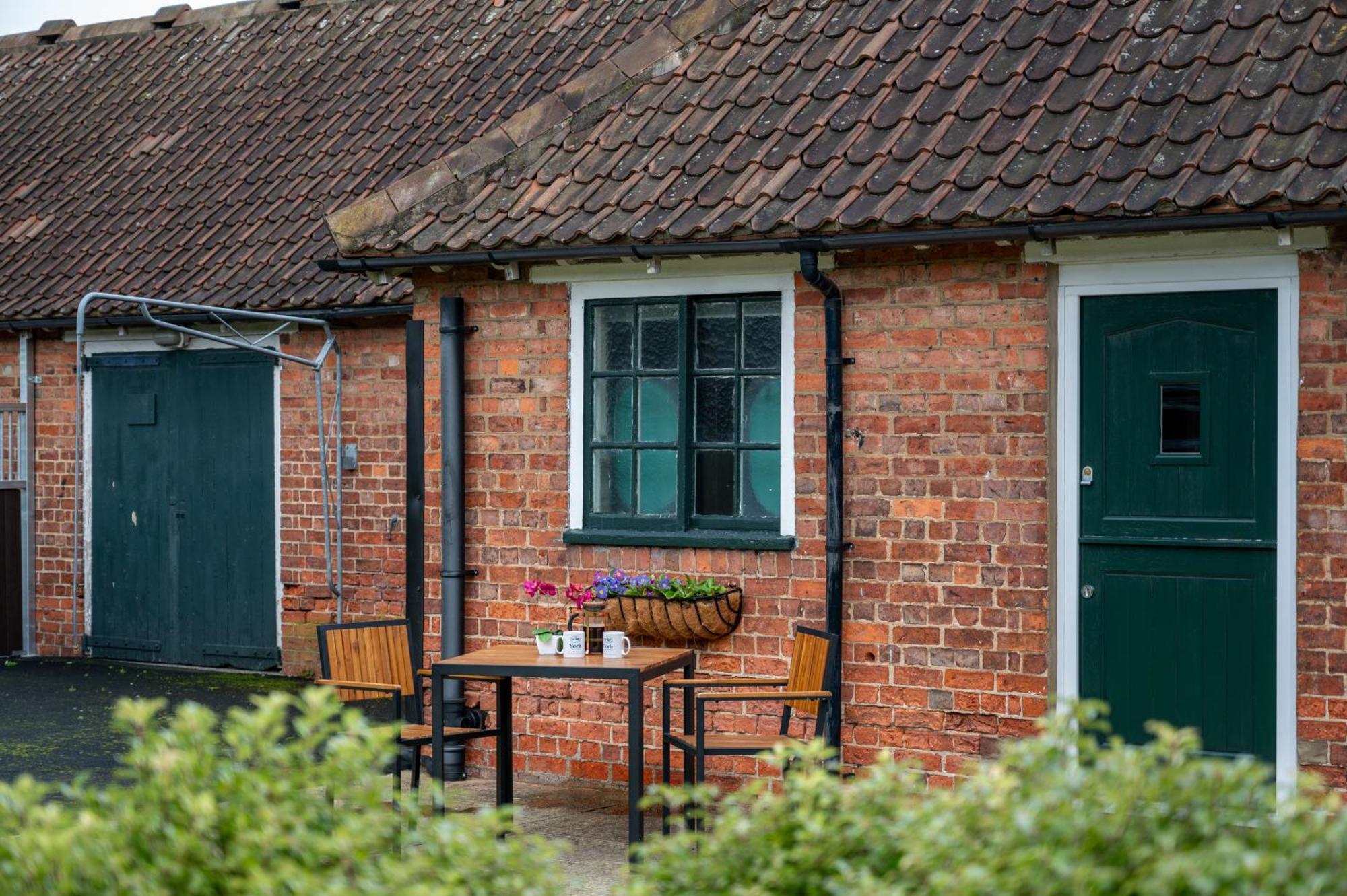 Stableside Hostel At York Racecourse — Photos 3